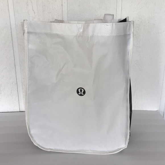 LULULEMON LARGE REUSABLE BLACK AND WHITE TOTE BAG - Picture 1 of 6